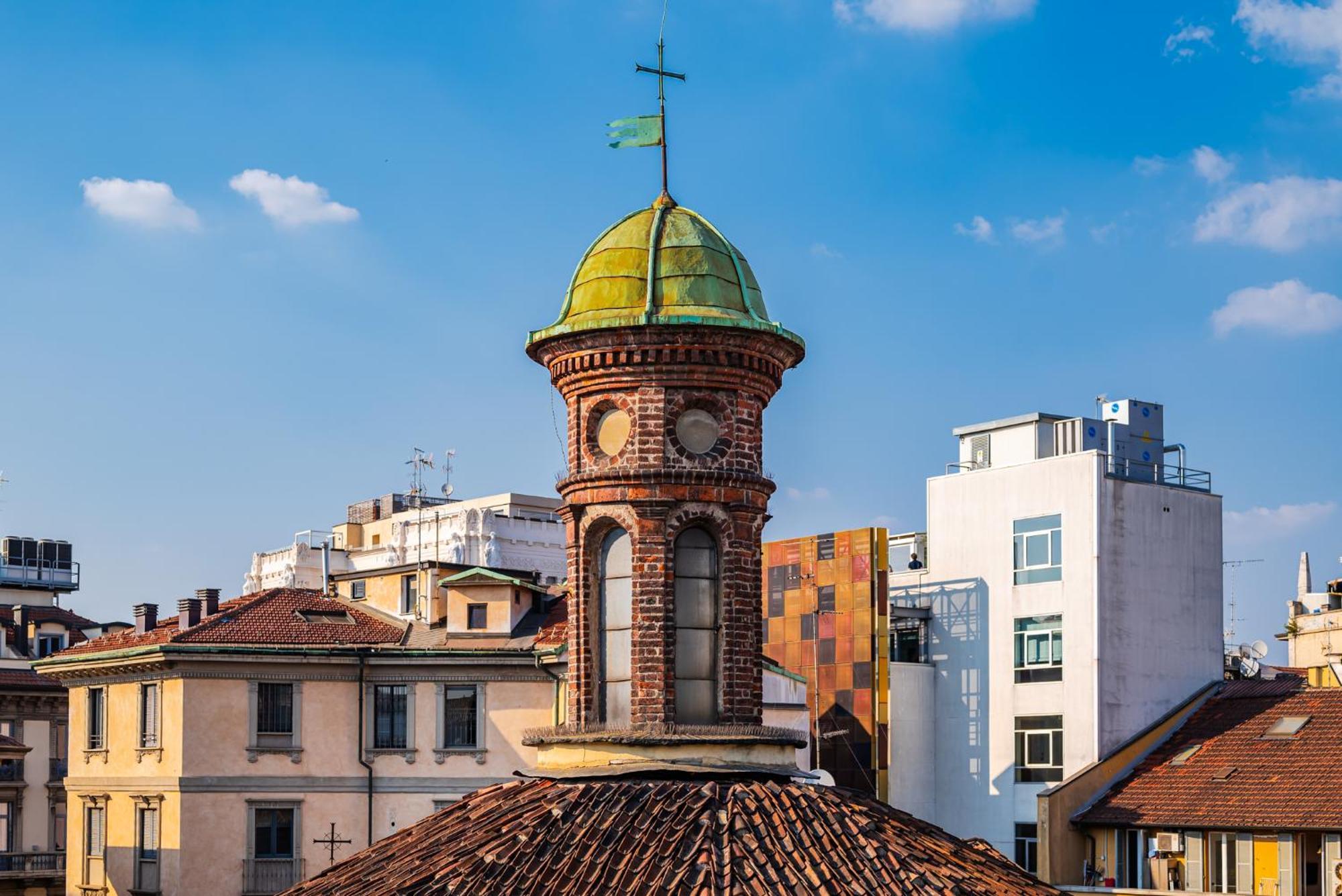 Terrazza Con Jacuzzi E Vista Iconica Sul Duomo Apartment